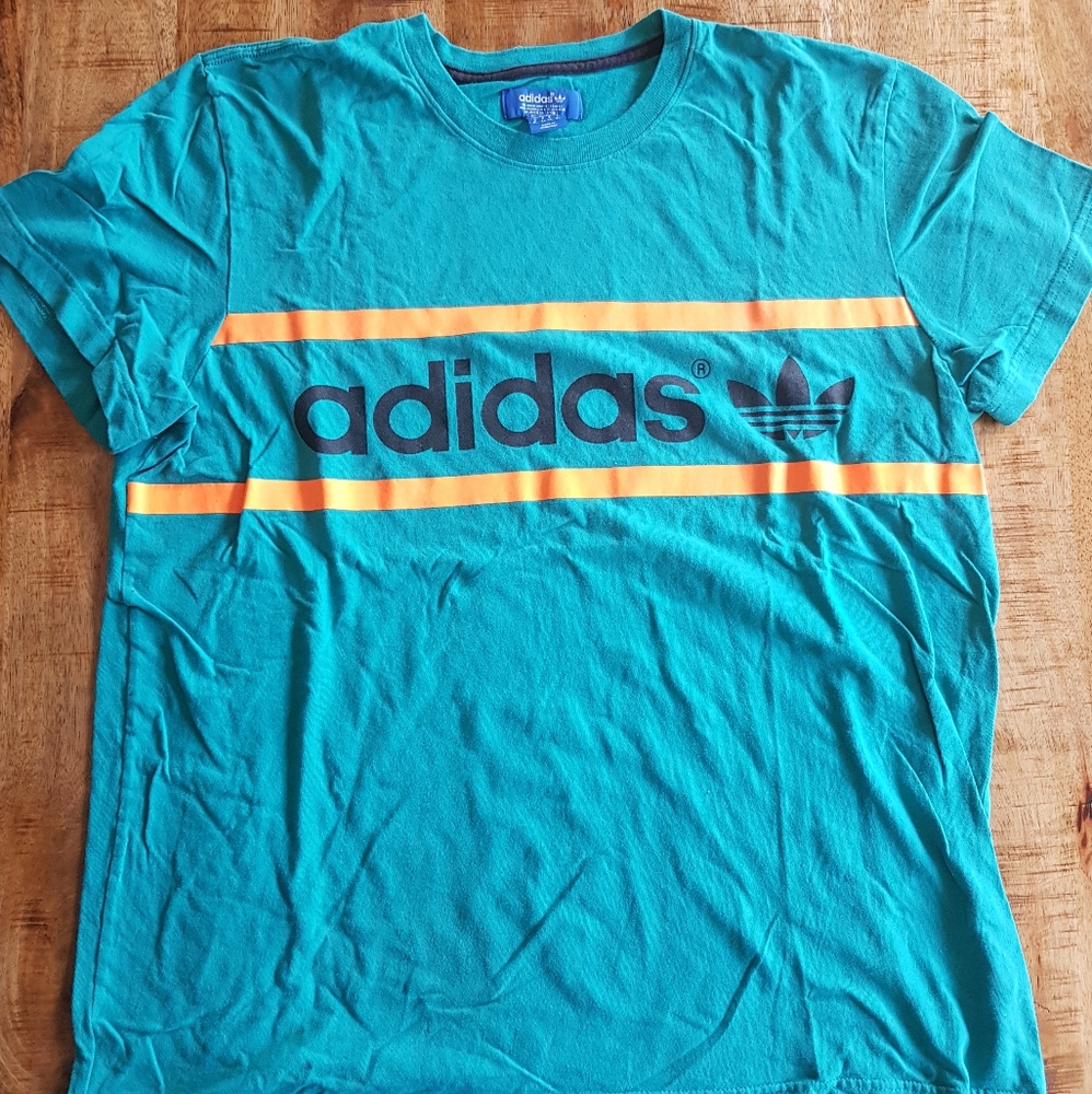 Adidas Tshirt (XL)